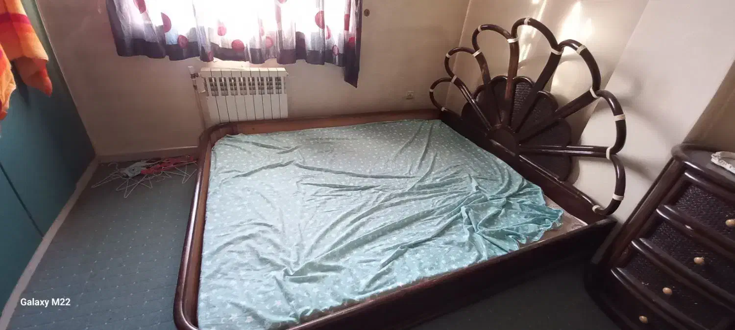 تخت خواب دونفره با چوب طبیعی|تخت و سرویس خواب|رشت, دیلمان|دیوار