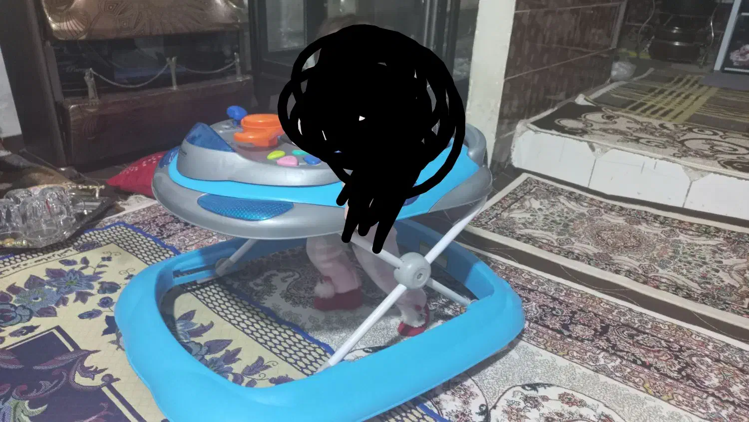 روروئک|کالسکه و لوازم جانبی|خوی, |دیوار