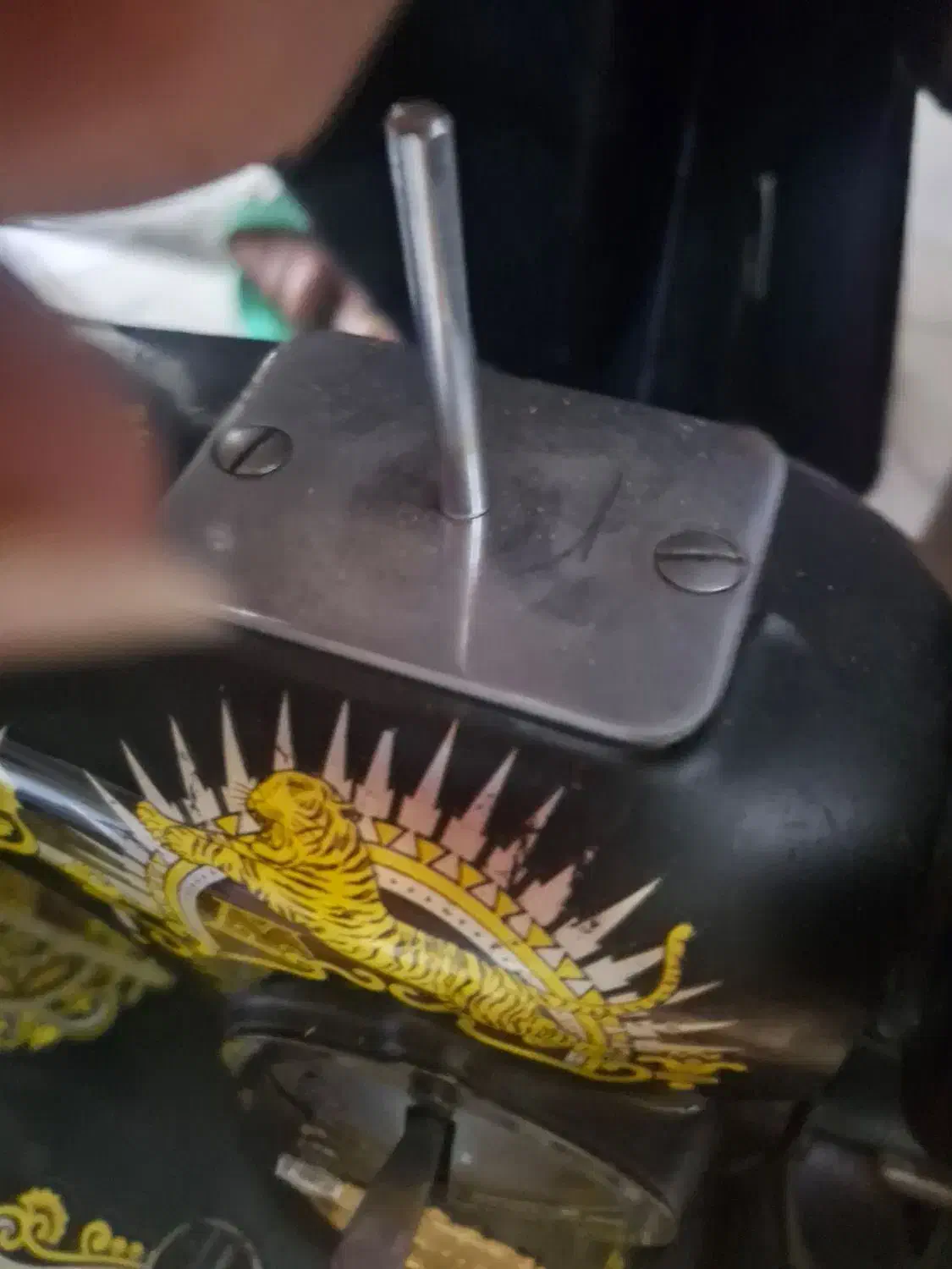 چرخ خیاطی نوستالژی. درحدنو کار.بدون کوچکترین آسیب|چرخ خیاطی و ریسندگی|گرمسار, |دیوار