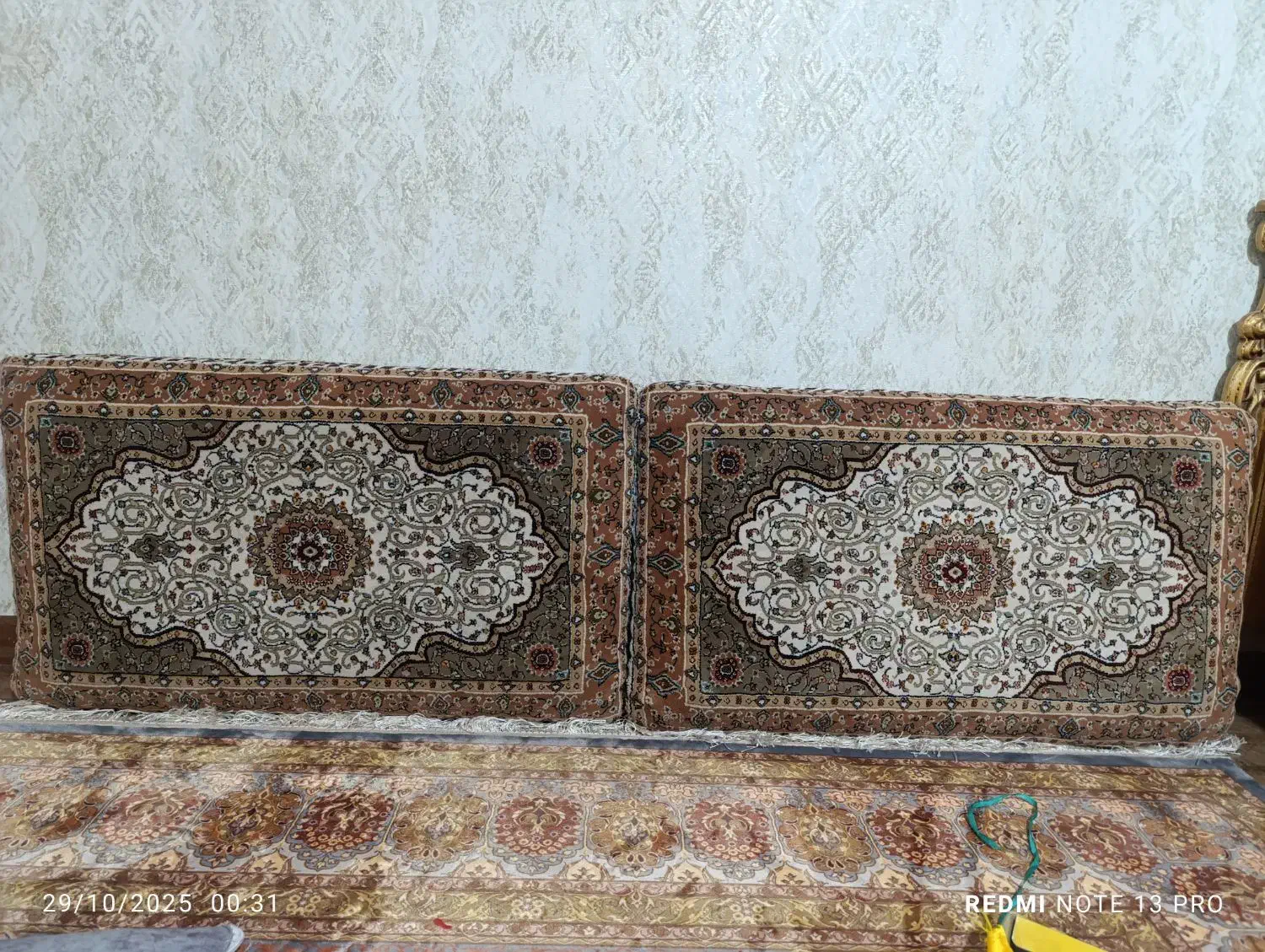 شش عدد پشتی کاملا نو|پشتی|سنندج, |دیوار