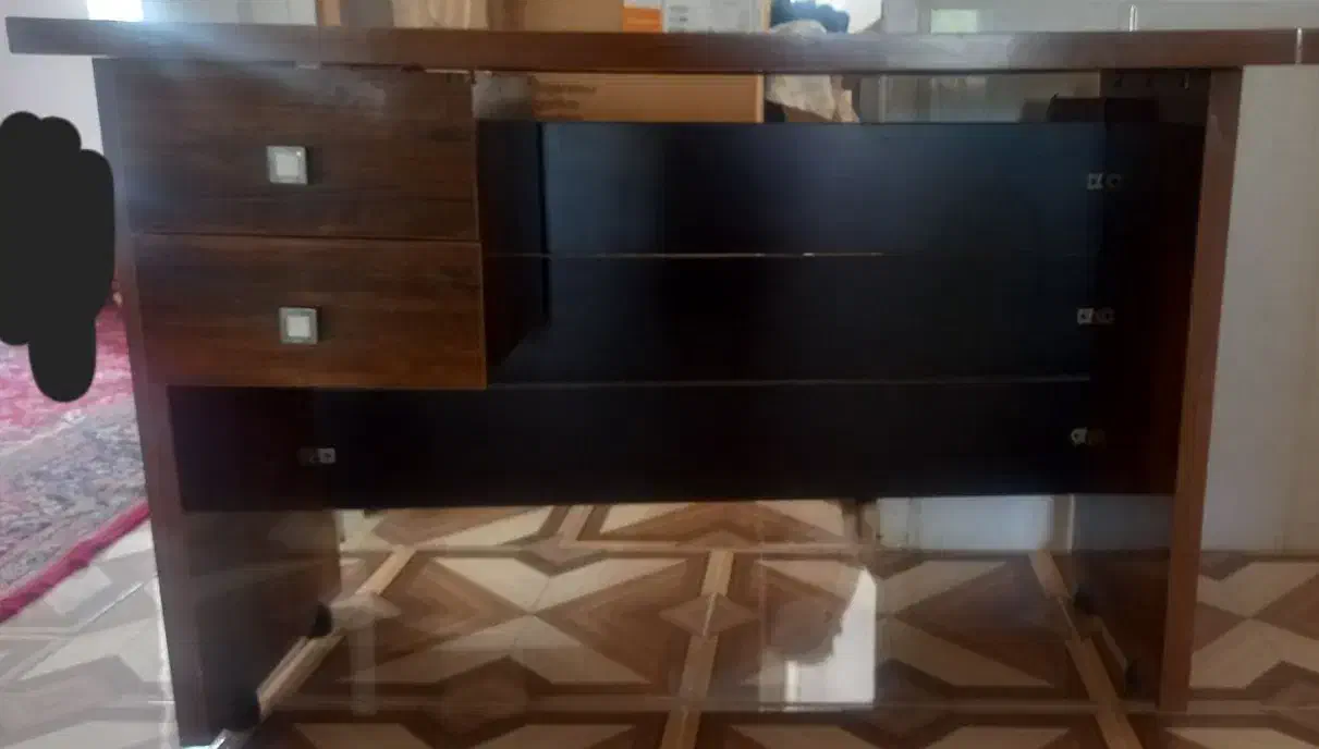 میز|میز تحریر و کامپیوتر|یاسوج, |دیوار