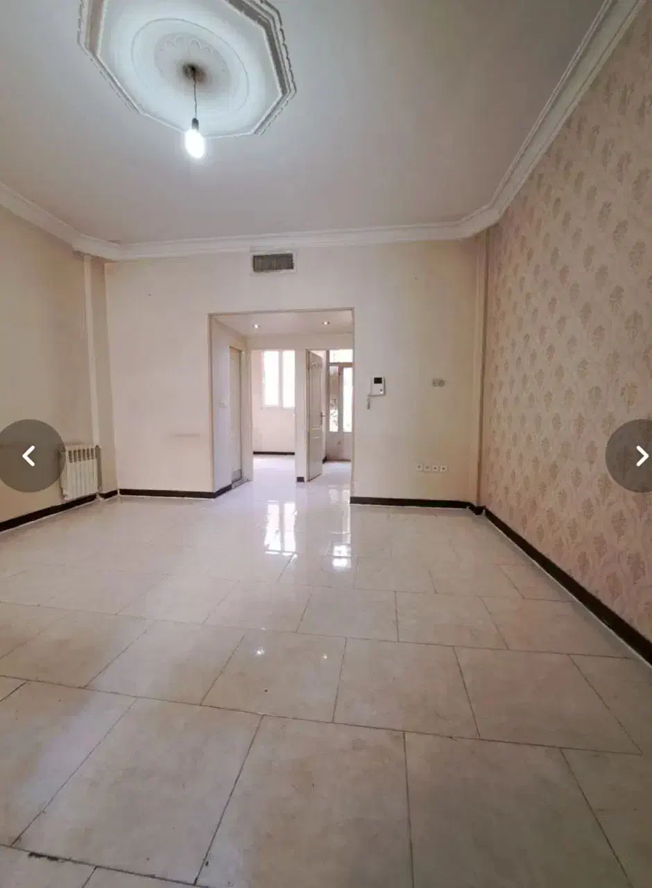 وحیدیه ۶۰ متر ۲ خوابه با پارکینگ