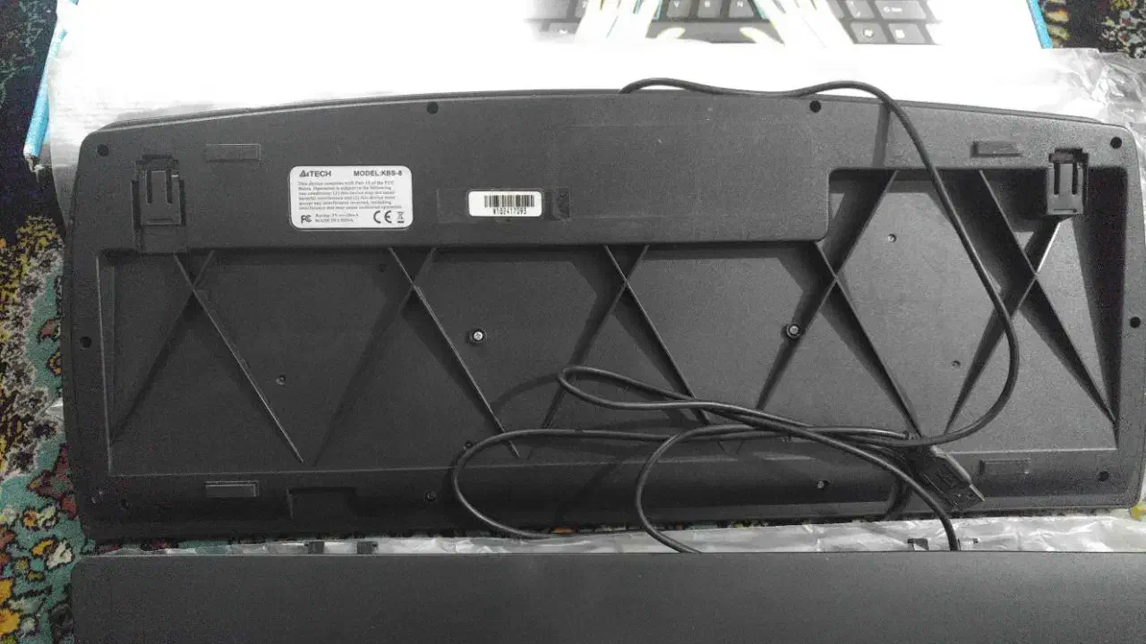 کیبورد کارکرده A4tech و LOGIC|قطعات و لوازم جانبی رایانه|تهران, هاشمی|دیوار