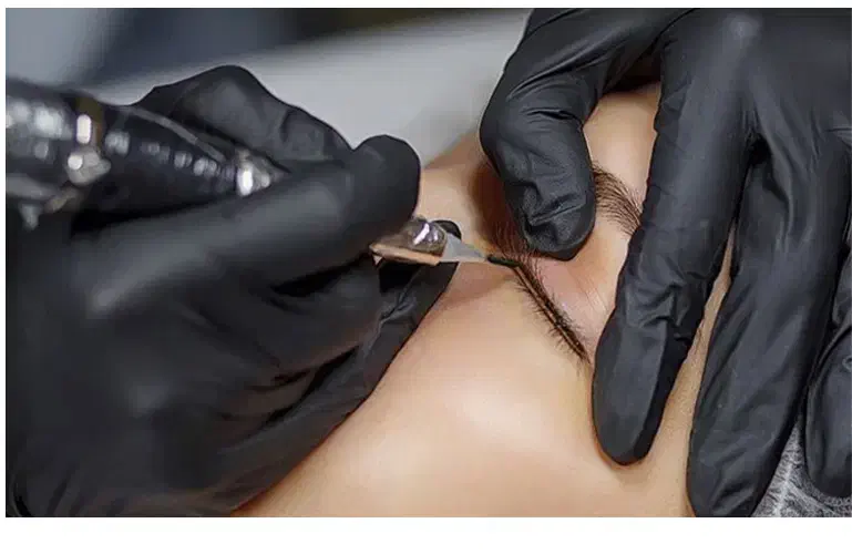 تتو خط چشم دور لب ریمو ابرووخط چشم با۵۰درصد تخفیف|خدمات آرایشگری و زیبایی|میاندوآب, |دیوار