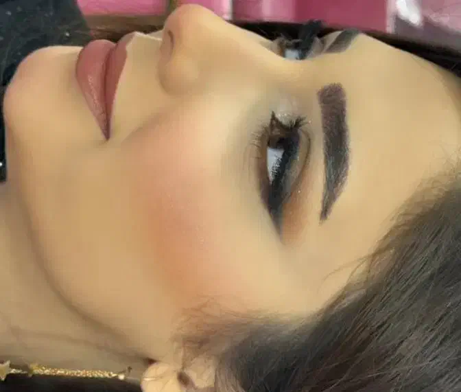 مدل رایگان میکاپ|خدمات آرایشگری و زیبایی|اسلام‌‌آباد غرب, |دیوار