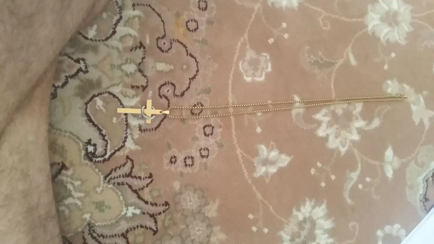 یک زنجیرطلایی رنگ هرکی خاست پیام بده|جواهرات|کرمانشاه, |دیوار