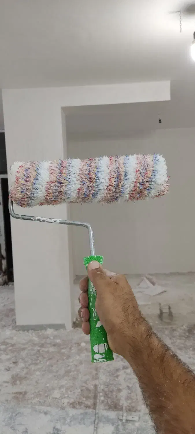 رنگ امیزی ساختمان منزل اتاق.گچکاری لکه گیری.|خدمات پیشه و مهارت|بندرعباس, |دیوار