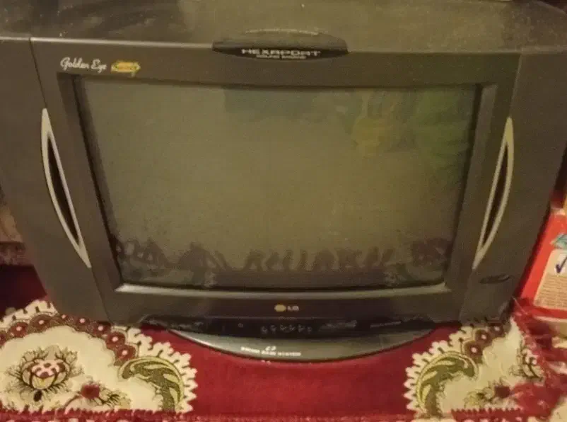 تلویزیون قدیمی|تلویزیون و پروژکتور|کوهدشت, |دیوار