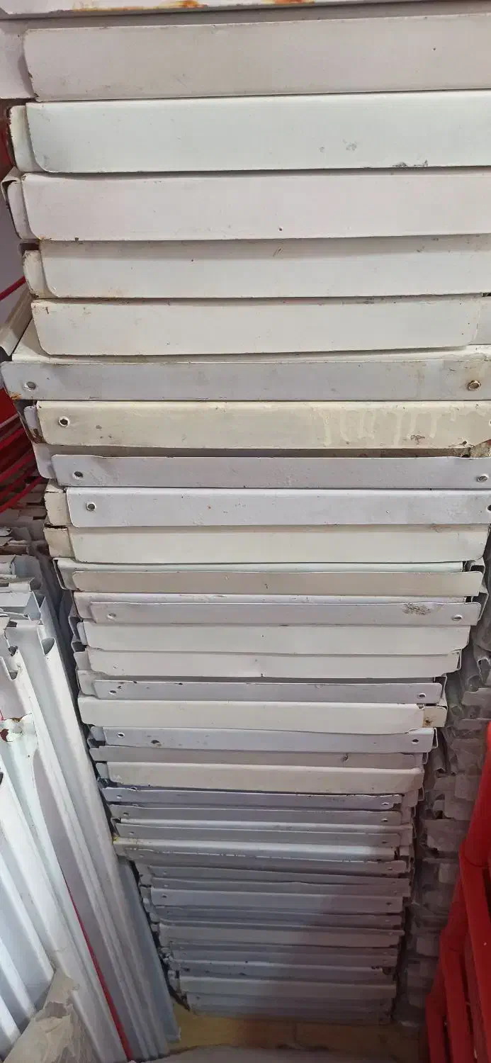 حدود 100 عدد قفسه  فروشگاهی دست دوم|فروشگاه و مغازه|مریوان, |دیوار