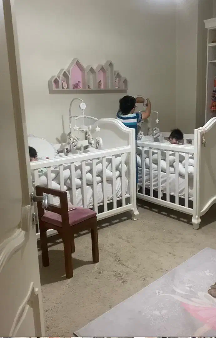تخت کودک تا ۶ سال،با تشک و آویز عروسکی|تخت و صندلی بچه|لاهیجان, رجایی|دیوار