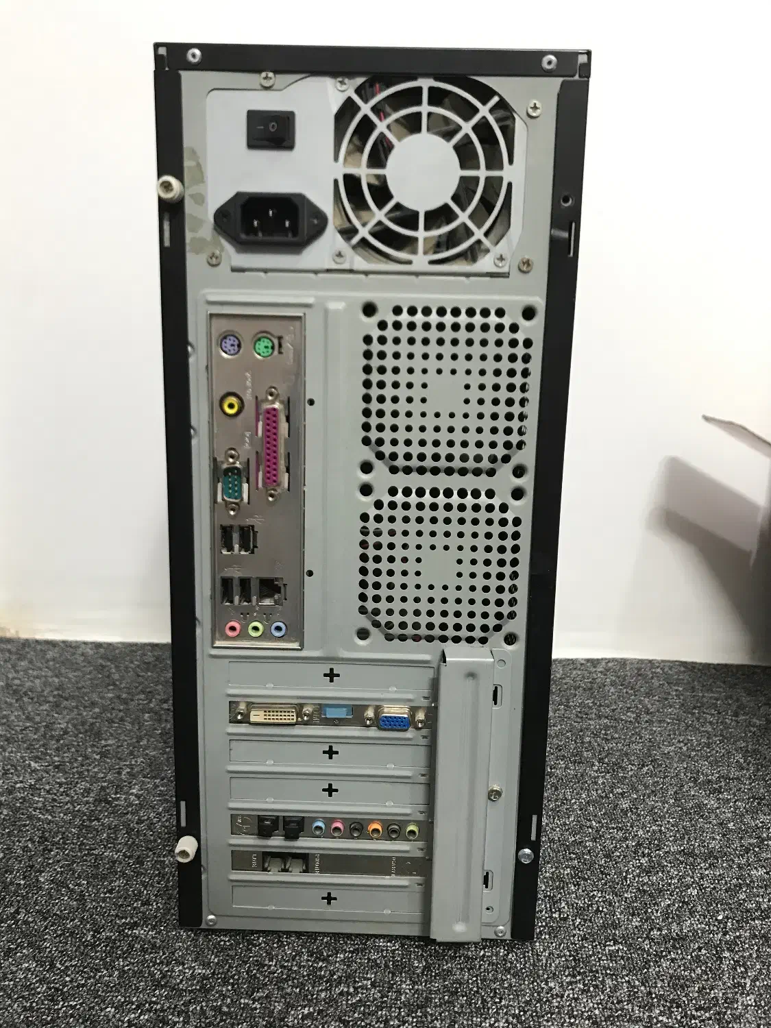 کیس اداری|رایانه رومیزی|شیراز, حافظیه|دیوار