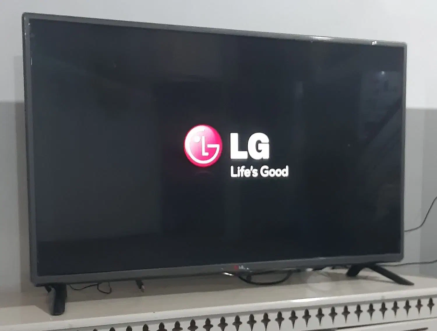 ال ای دی۴۳اینچ ال جی اصل|تلویزیون و پروژکتور|کوهدشت, |دیوار