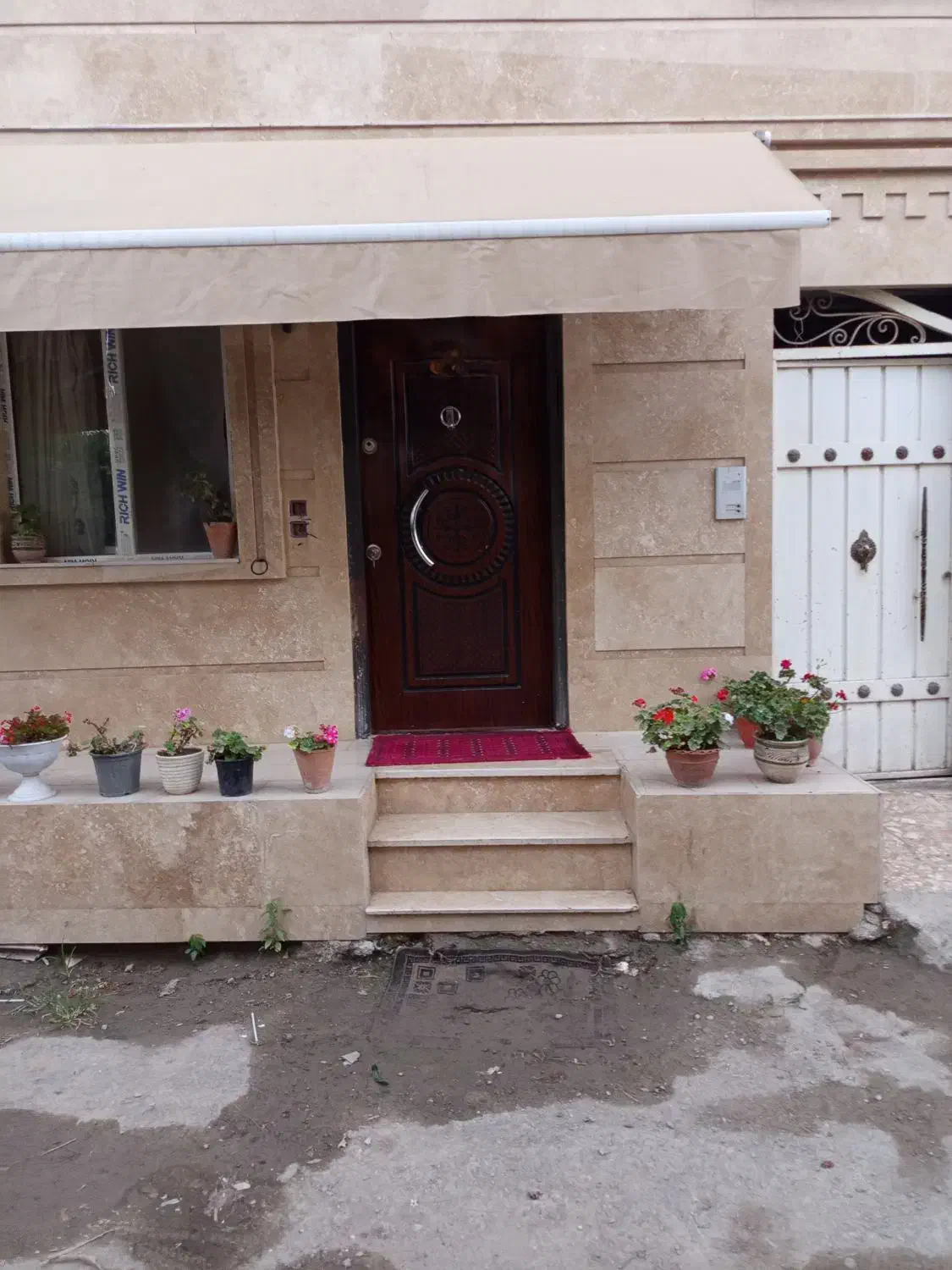 سوییت ۶۵متری نقلی و تمیزیک خوابه ورودی جدا|اجارهٔ کوتاهمدت آپارتمان و سوئیت|تنکابن, |دیوار