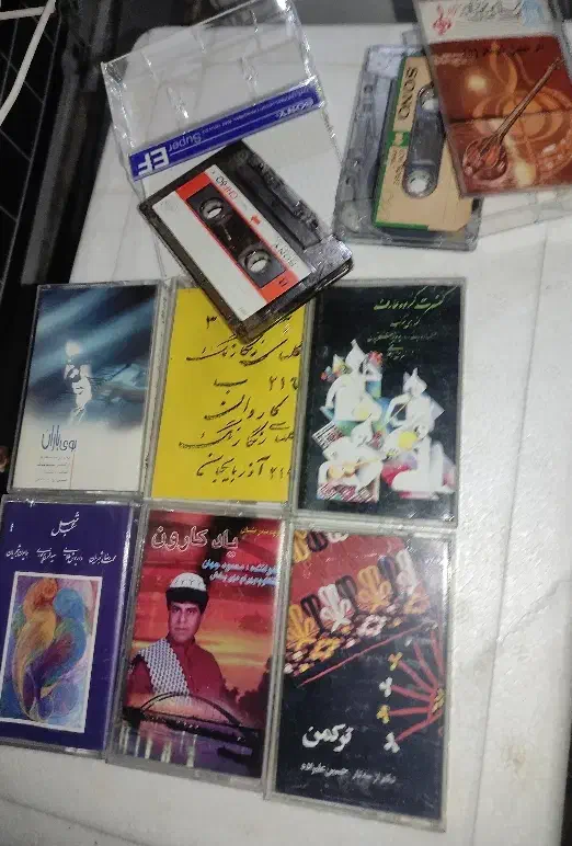 تعداد زیاد کاست مادر|کلکسیون اشیاء عتیقه|بوشهر, |دیوار