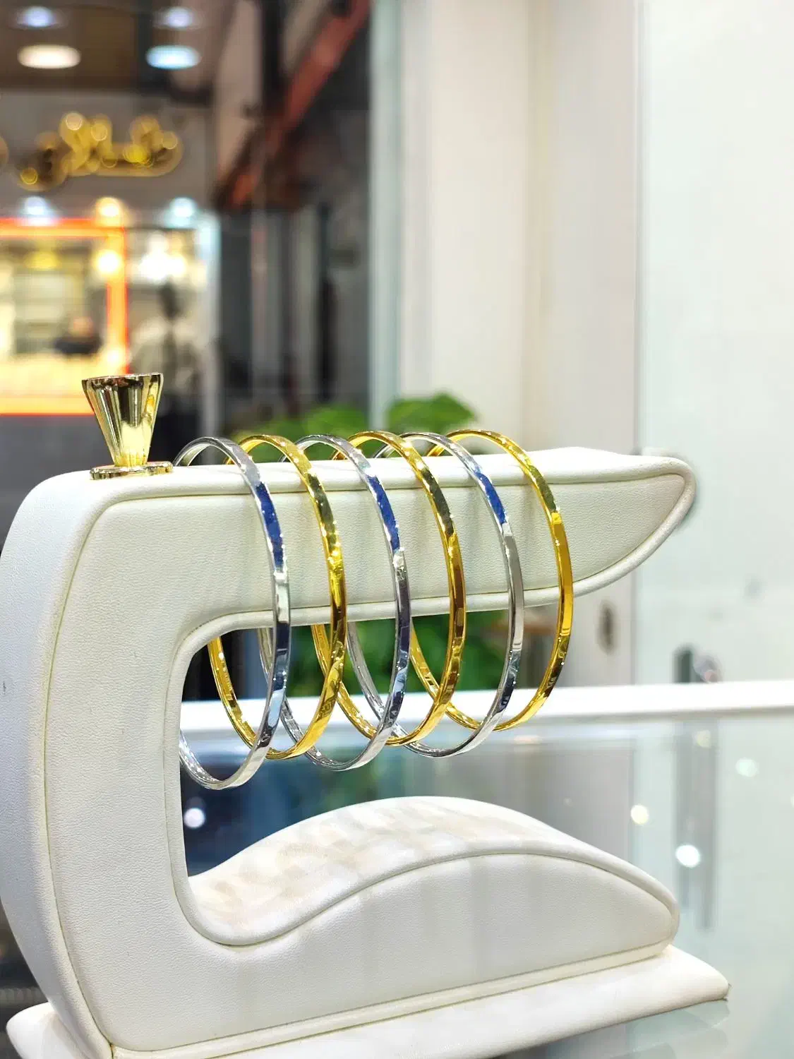 النگوی نقره مشابه طلا|جواهرات|قم, ارم|دیوار