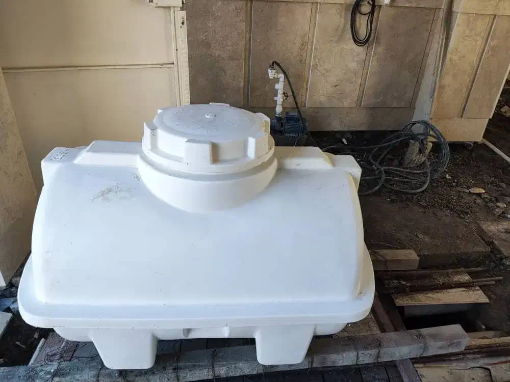 منبع آب 300 لیتری|مصالح و تجهیزات ساختمان|آستانه اشرفیه, |دیوار