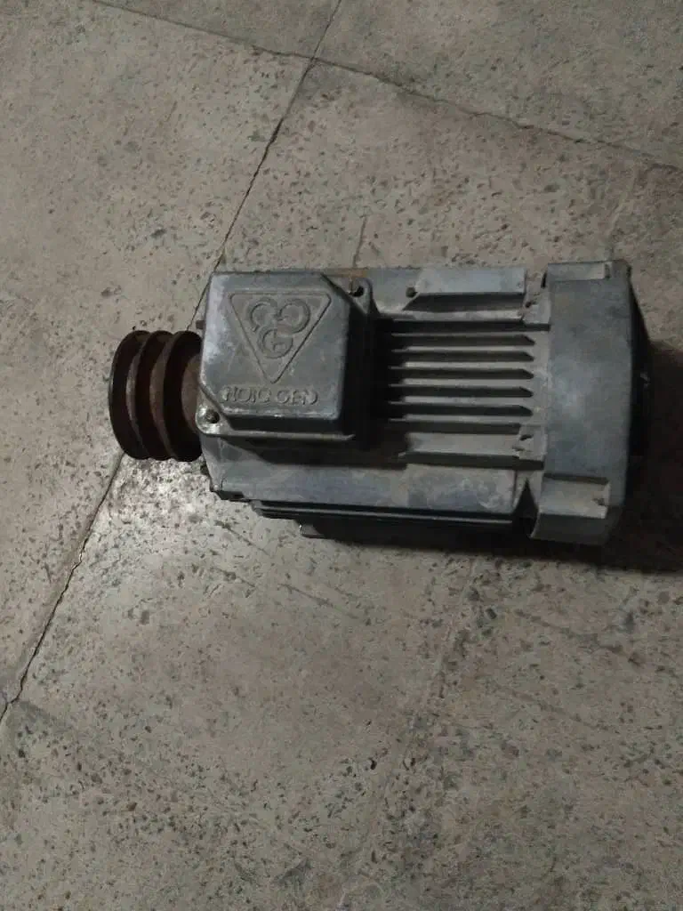 دینام سه فاز|ماشین‌آلات صنعتی|کرج, حصارک بالا|دیوار