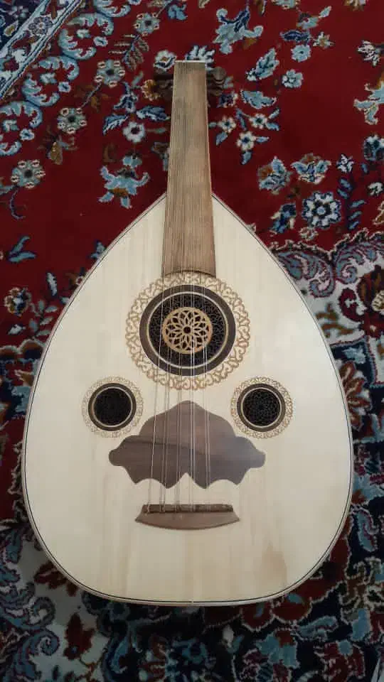 ساز عود با قیمت های استثنایی|سازهای سنتی|اهواز, نادری|دیوار