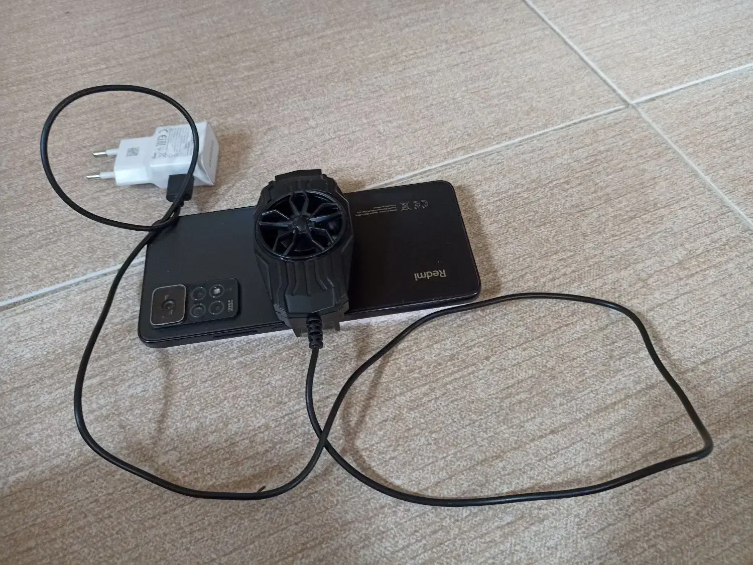 فن خنک کننده|لوازم جانبی موبایل و تبلت|بروجرد, |دیوار