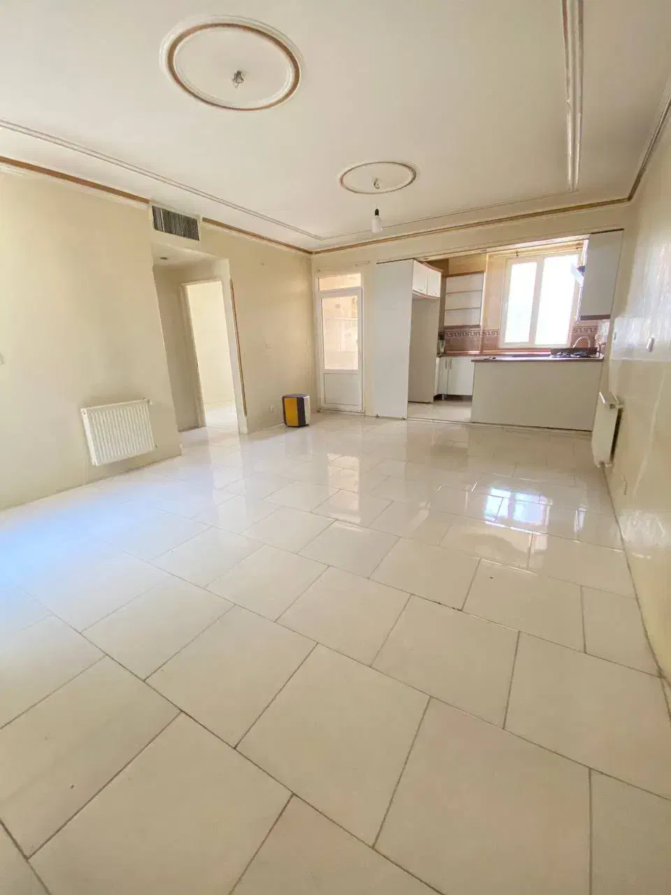 ۶۵ متر/تک واحدی /پارکینگدار/خوش‌نقشه/آذربایجان|فروش آپارتمان|تهران, آذربایجان|دیوار