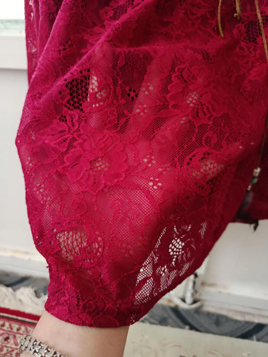 پیراهن  گیپور مجلسی|لباس|قیدار, |دیوار