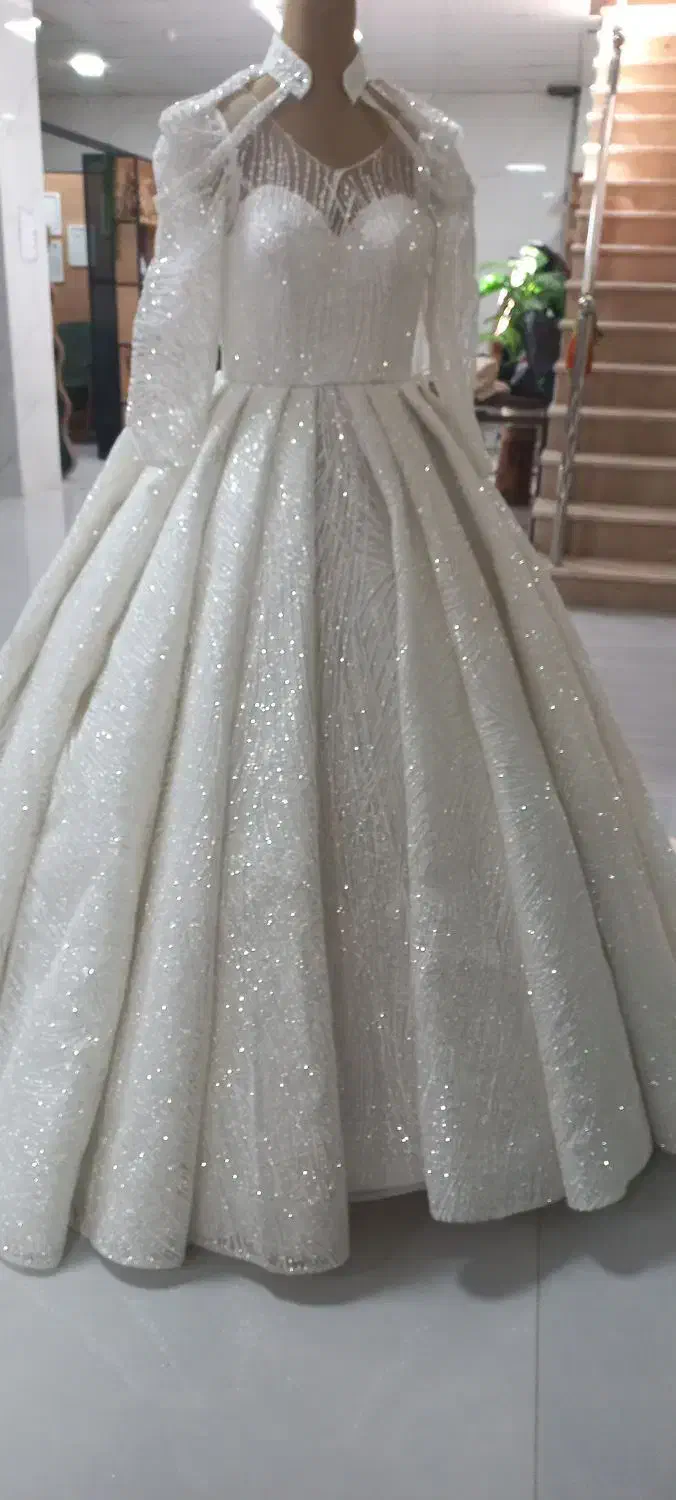 لباس عروس|لباس|نیشابور, خیام|دیوار