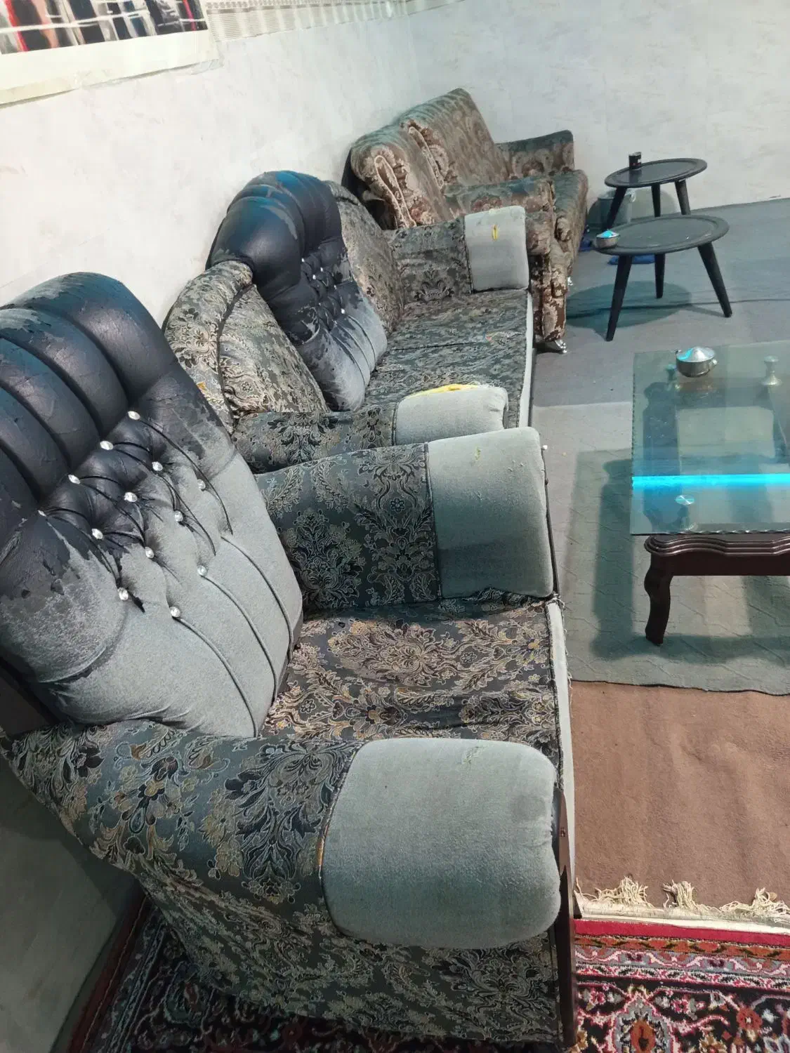 مبل و صندلی|مبلمان خانگی و میز عسلی|خوی, |دیوار