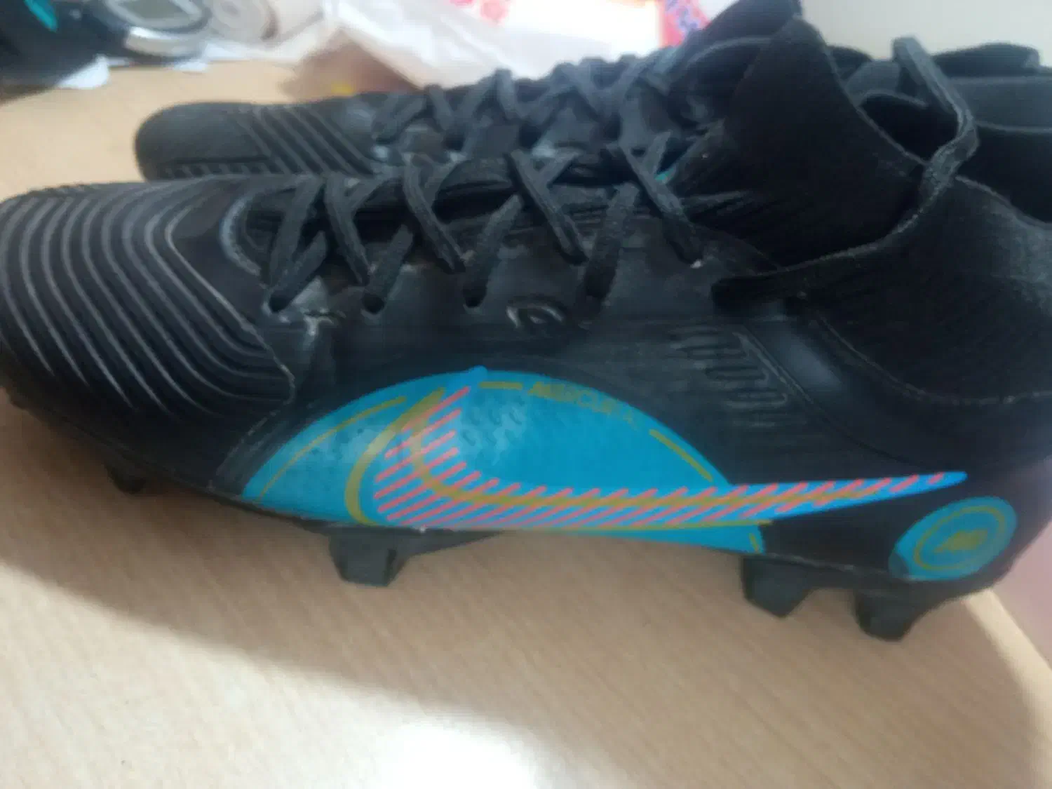 کفش فوتبال استوک میخی ساق دار ۳۷|تجهیزات ورزشی|تربت‌حیدریه, شهرک ولیعصر|دیوار