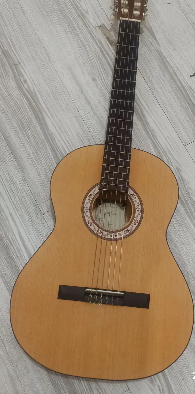 گیتار پارسی نو نو استفاده نشده|گیتار، بیس، امپلیفایر|نیشابور, امام خمینی|دیوار