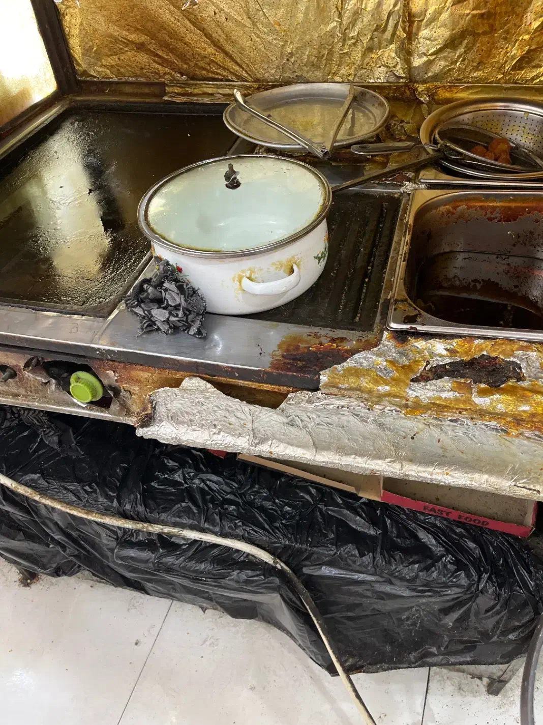 گاز فست فود وهمراهفر دوطبقه|کافیشاپ و رستوران|فیروزآباد (فارس), |دیوار