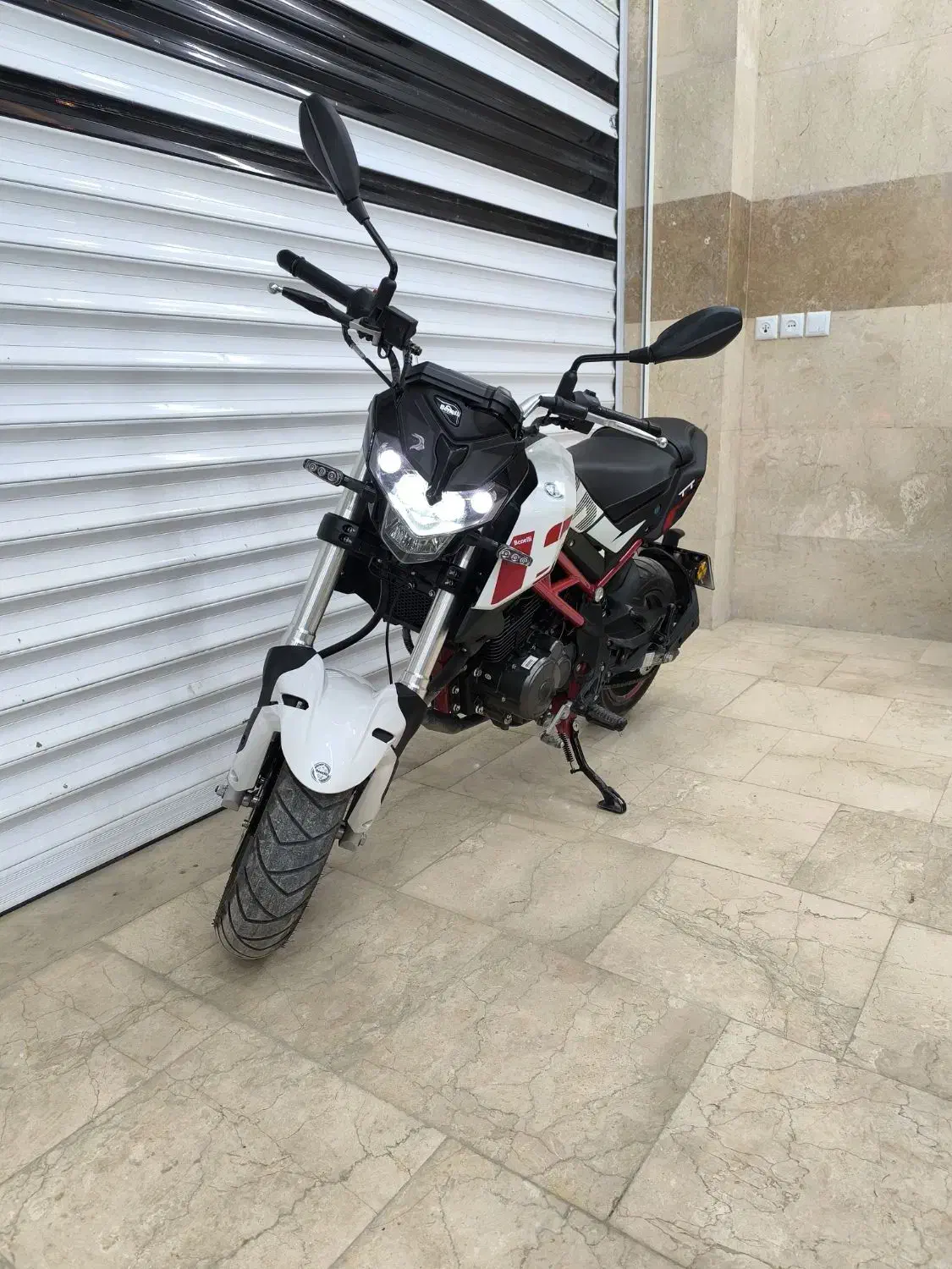 بنلی 135|موتورسیکلت|اصفهان, کارلادان|دیوار