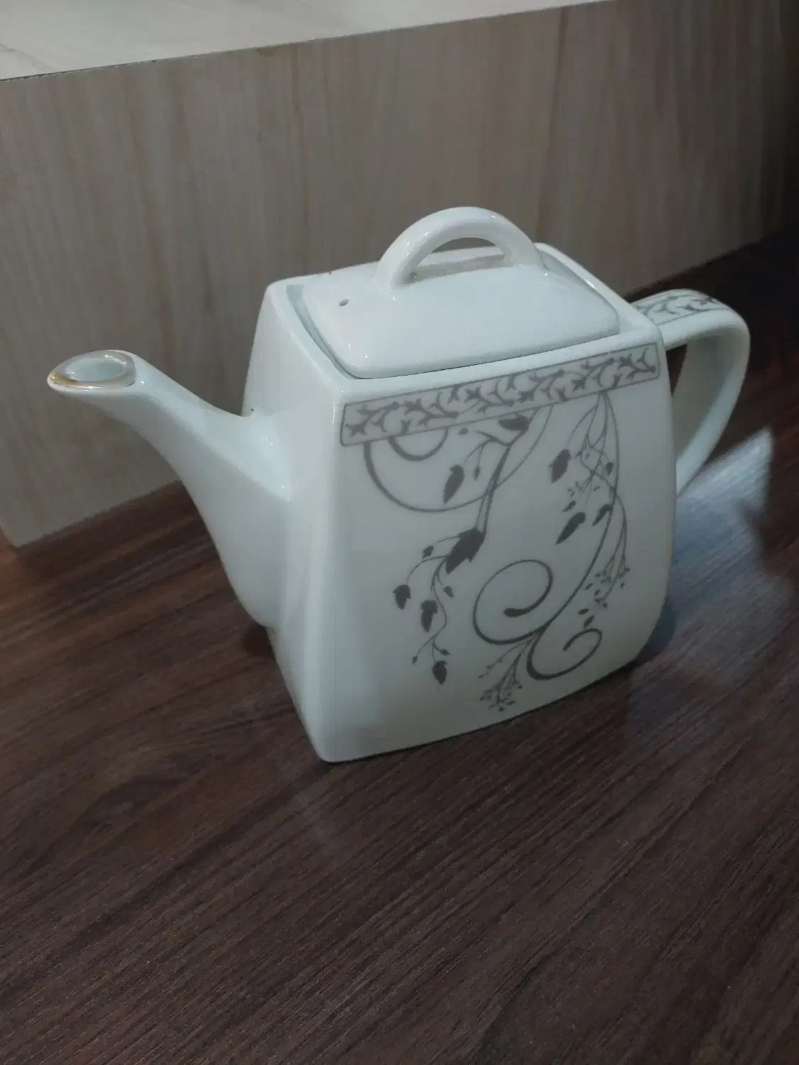 قوری نو|قوری، کتری، قهوه‌ساز دستی|اصفهان, شفق|دیوار