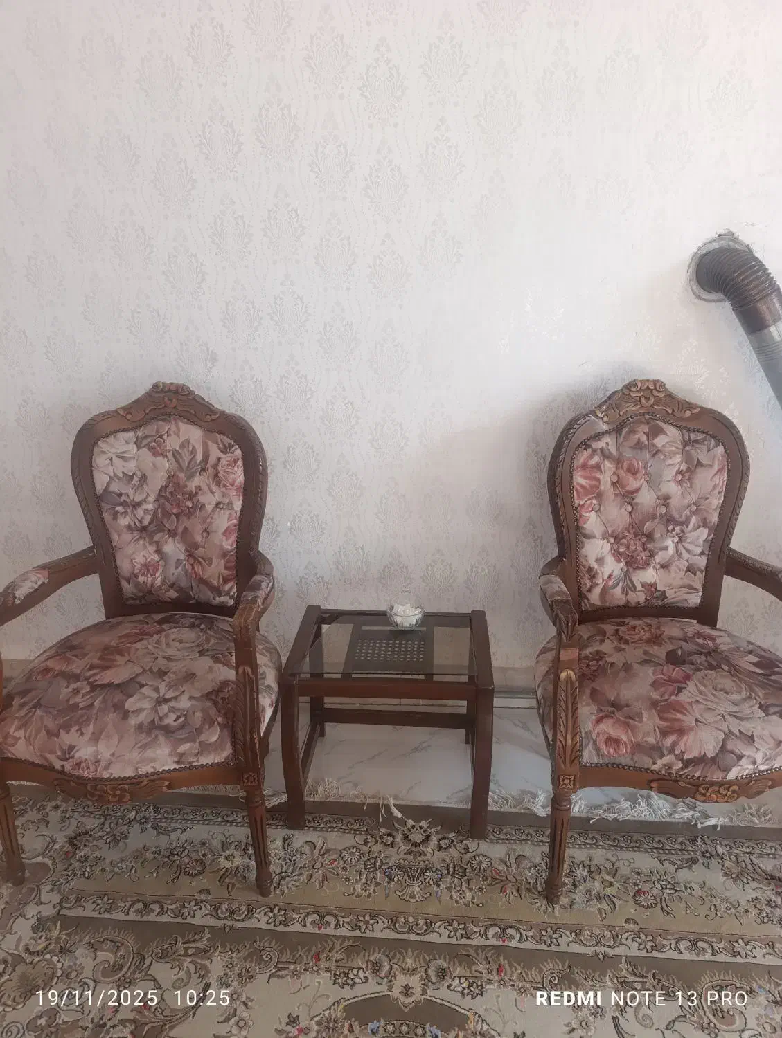 یک دست مبل|مبلمان خانگی و میز عسلی|ایواوغلی, |دیوار