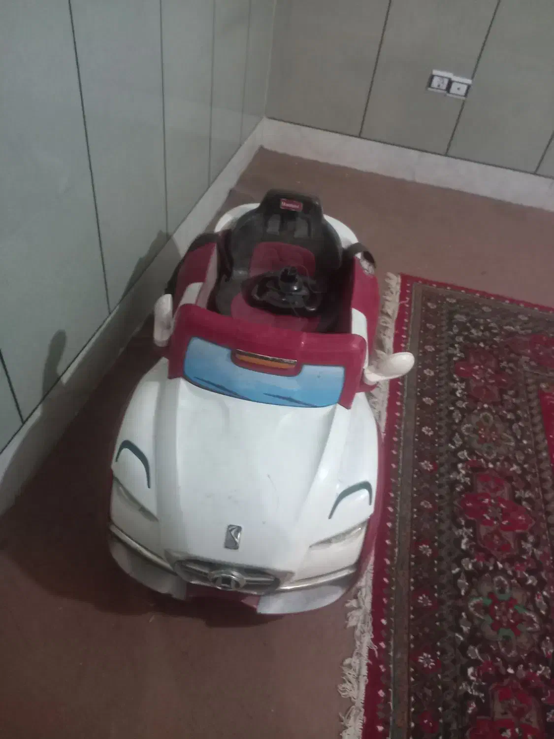 ماشین شارژی|اسباببازی بچه|فولادشهر, A6|دیوار