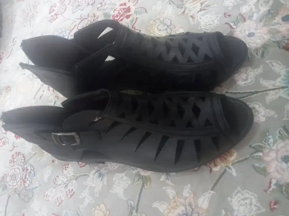 کفش|کیف، کفش، کمربند|سنندج, |دیوار