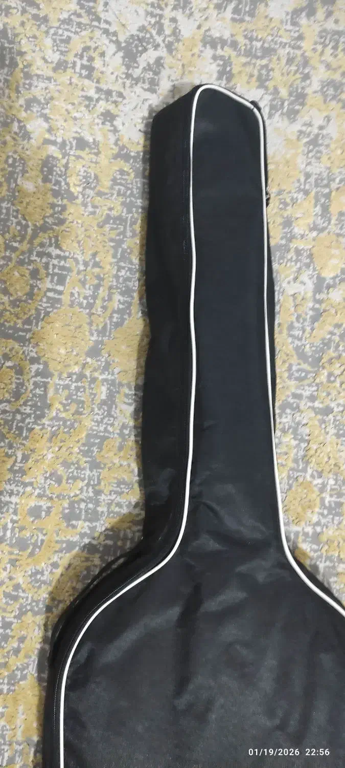 گیتارc2|گیتار، بیس، امپلیفایر|فومن, |دیوار