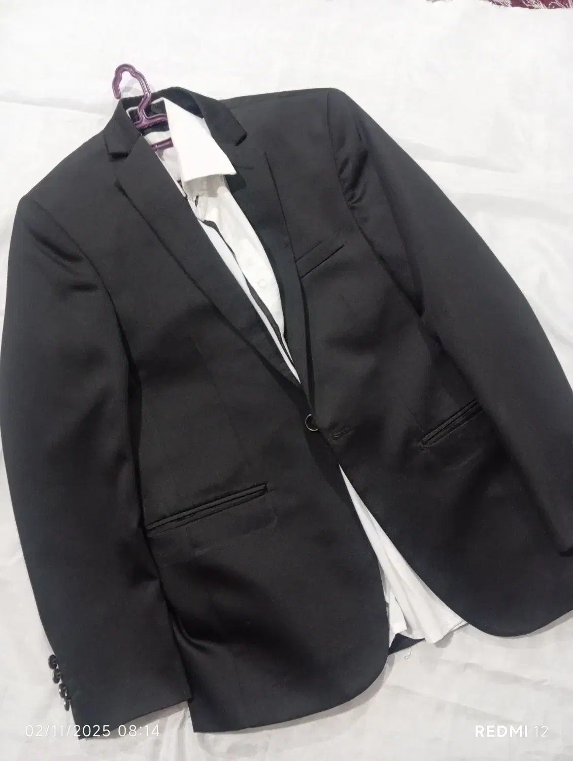 کت و پیراهن|لباس|بیرجند, |دیوار