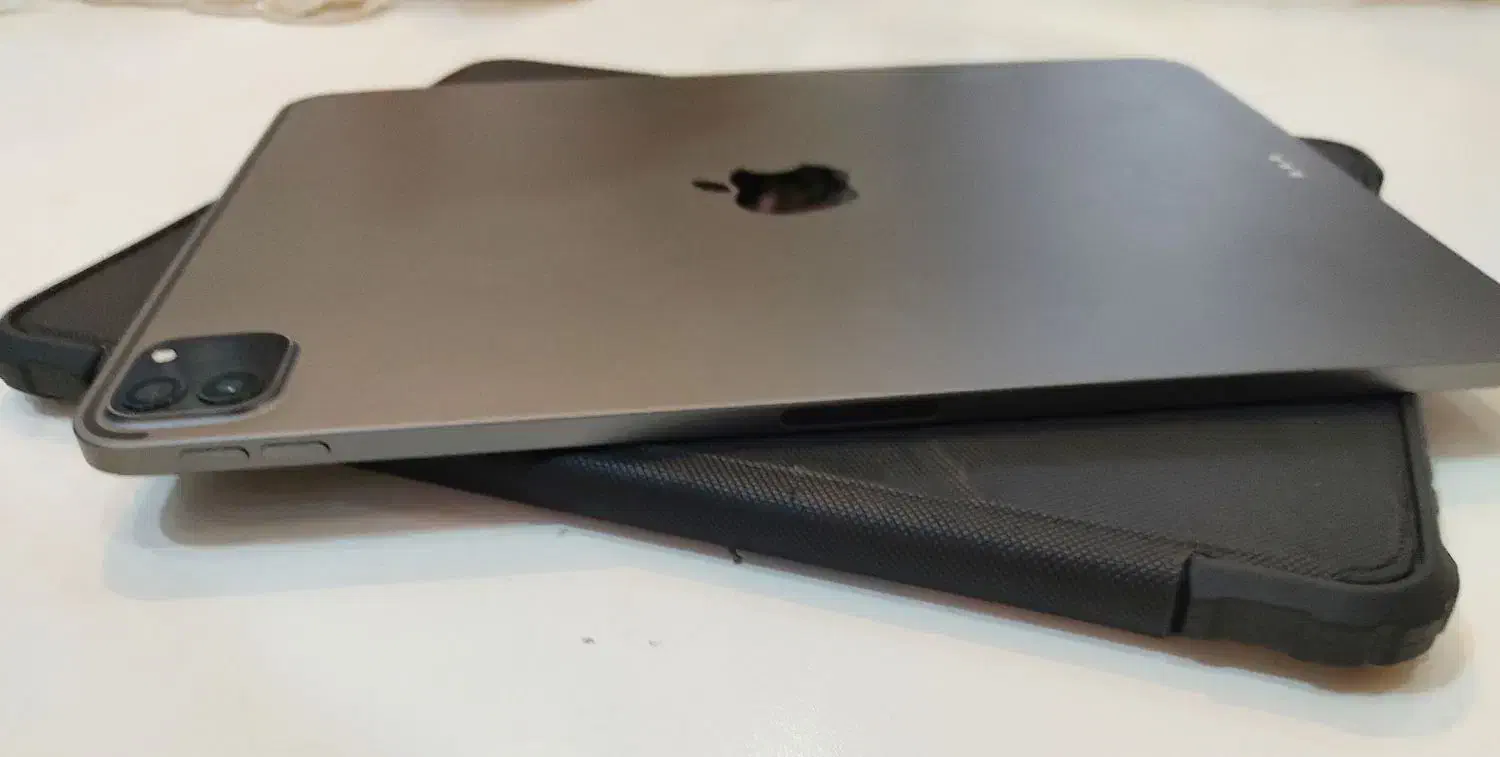 ipad pro 11|تبلت|اصفهان, ملاصدرا|دیوار