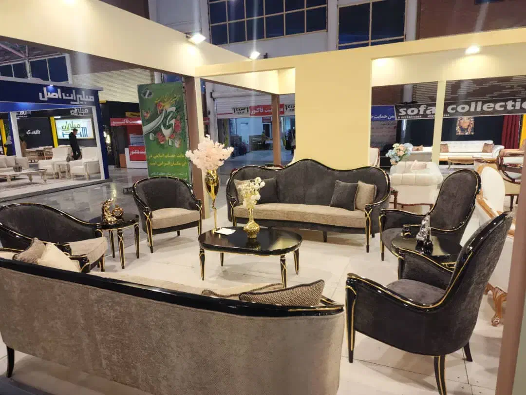 آخرین روز نمایشگاه مبل از تهران|مبلمان خانگی و میز عسلی|حاجی آباد, |دیوار