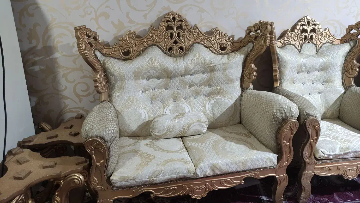 مبل سلطنتی|مبلمان خانگی و میز عسلی|زابل, |دیوار