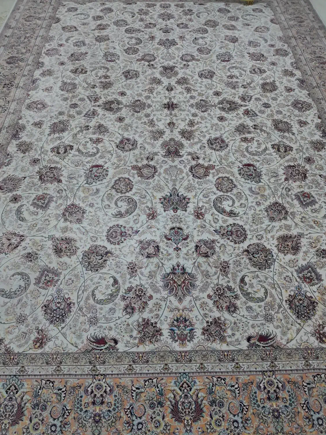 فرش ۹متری افشان در حد نو فارسان|فرش|فارسان, |دیوار