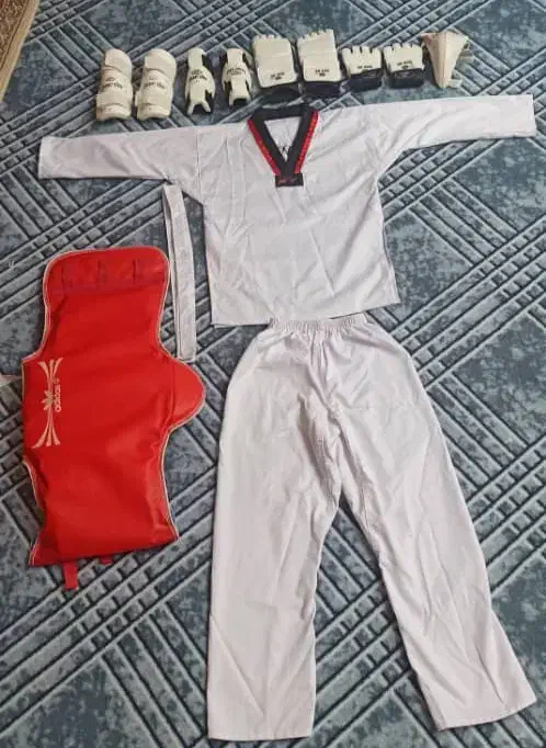 لباس و ولوازم  تکواندو|تجهیزات ورزشی|یاسوج, |دیوار