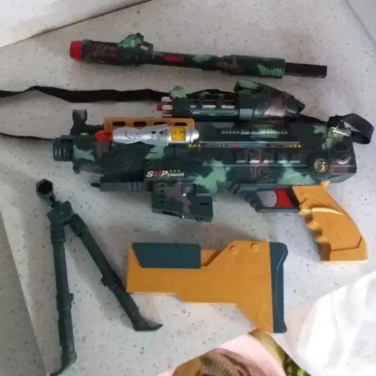 تفنگ مدل تک تیرانداز با کیفیت .زیر قیمت|اسباببازی بچه|بیجار, |دیوار