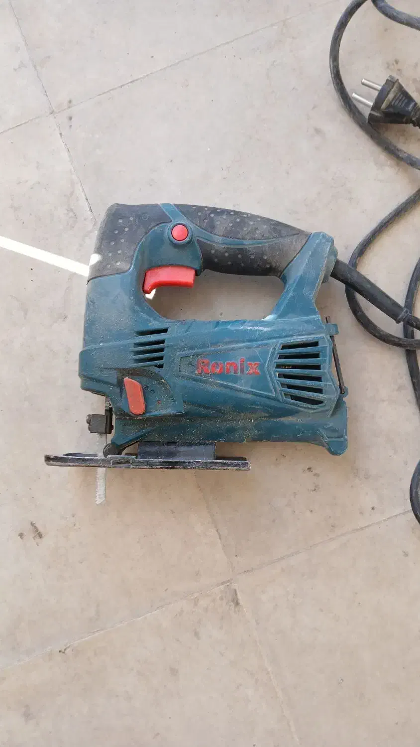 اره عمود بر رونیکس|ابزارآلات|شیروان (خراسان), |دیوار