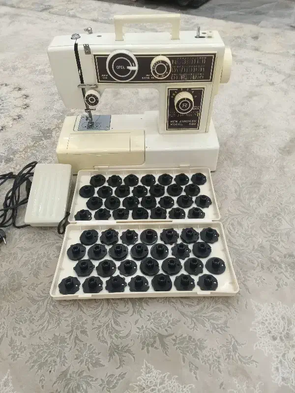 چرخ خیاطی مدا ۸۲۰ ژاپن|چرخ خیاطی و ریسندگی|محمدشهر, همایون ویلا|دیوار