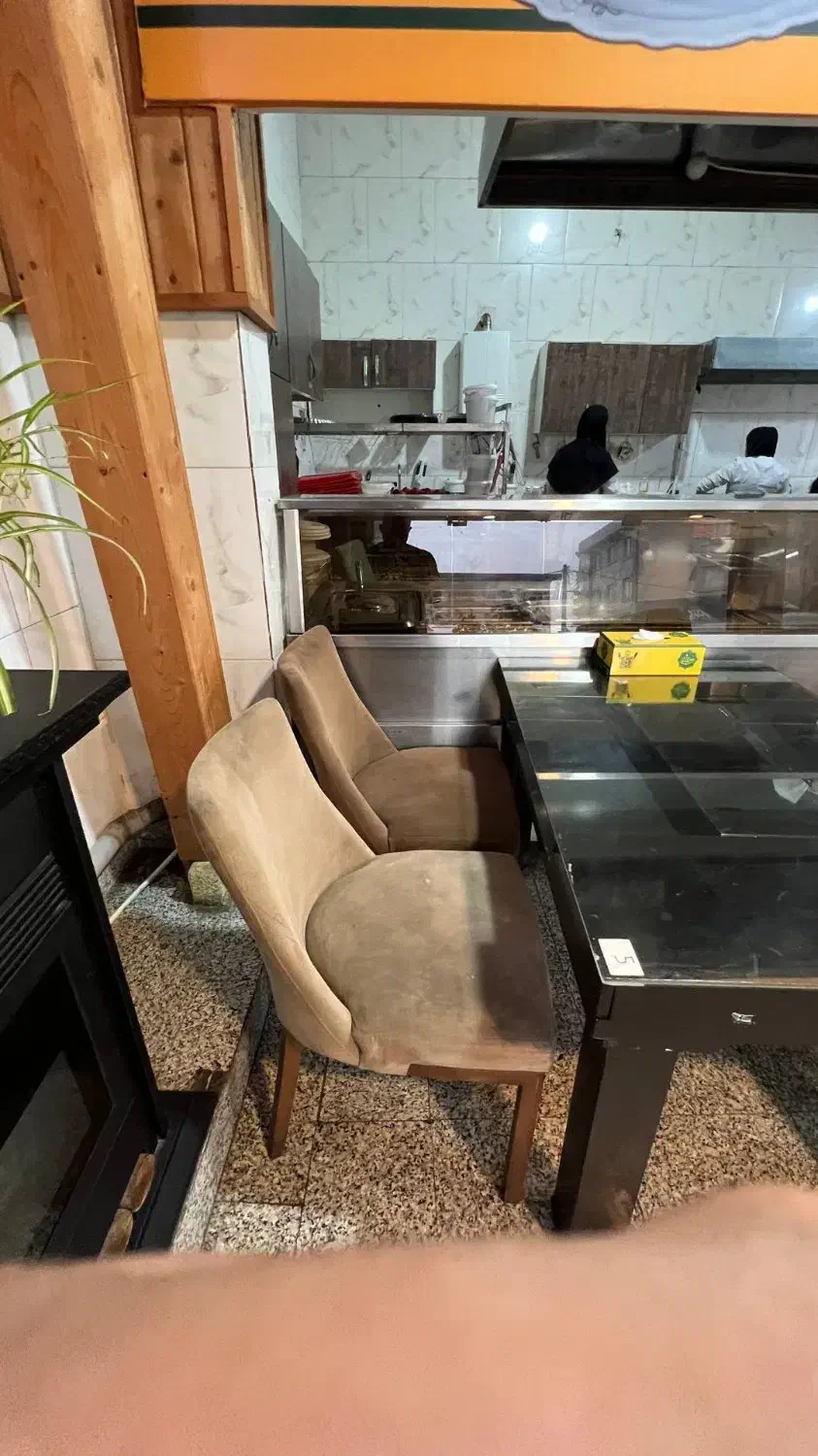 فروش میز و صندلی رستورانی|میز و صندلی غذاخوری|چالوس, |دیوار