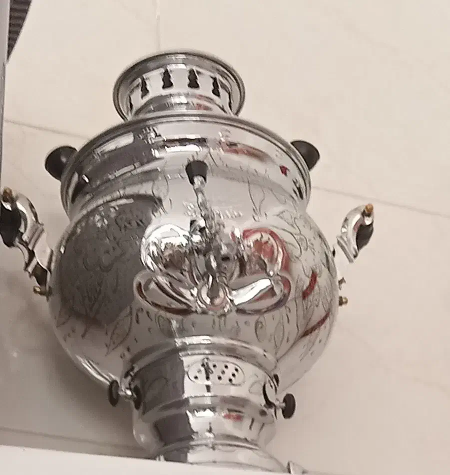 یک عددسماور۶لیتری نومارک تابناک|سماور، چای‌ساز، قهوه‌ساز|زنجان, |دیوار