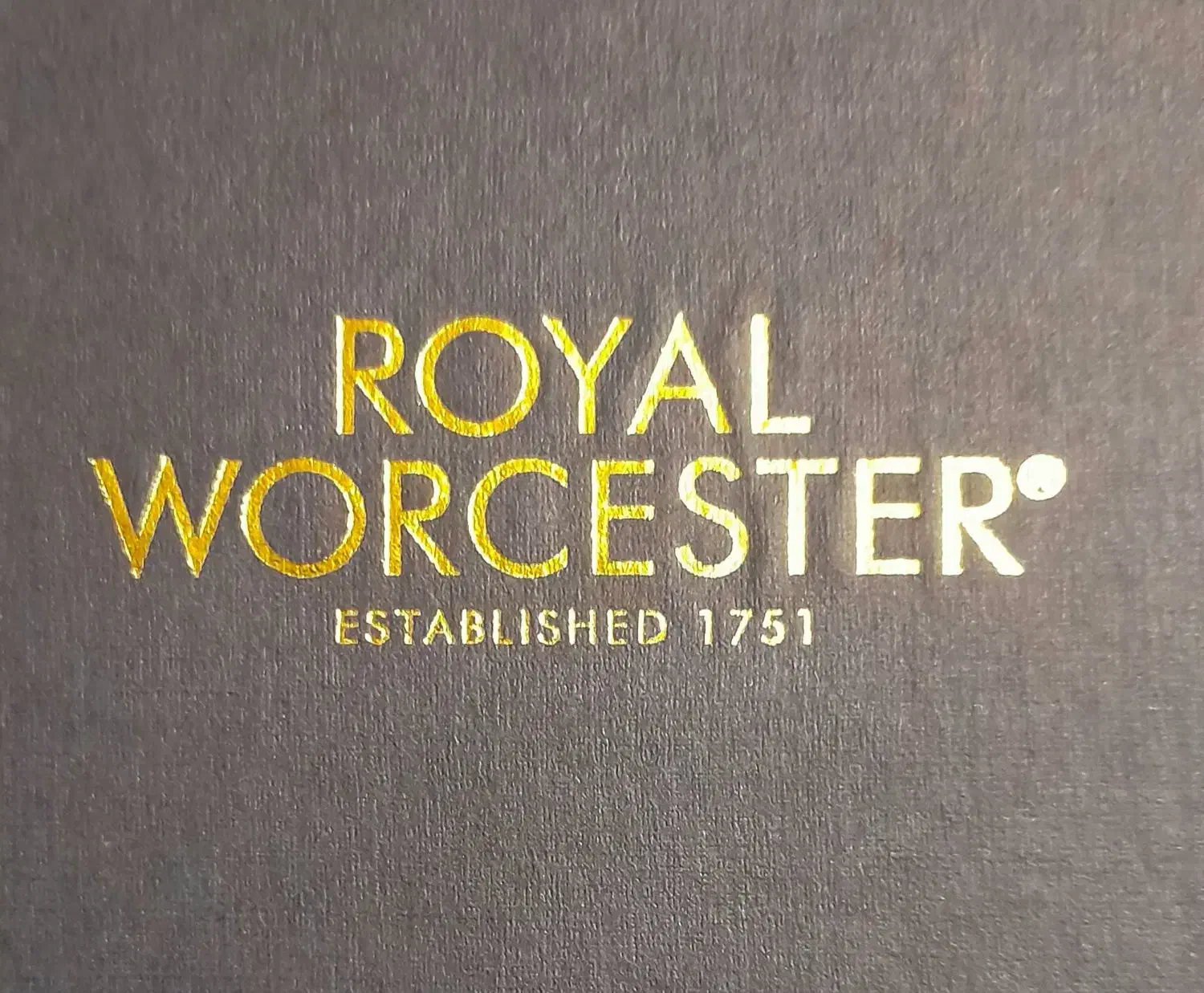 بشقاب یادبود ملکه الیزابت|کلکسیون اشیاء عتیقه|شیراز, فرگاز|دیوار