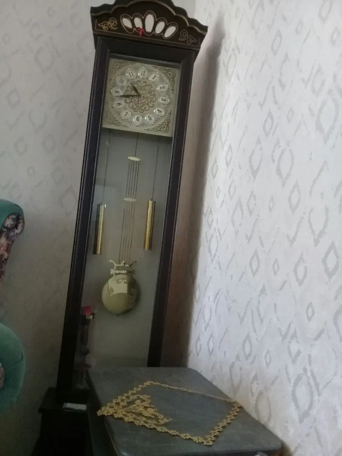 ساعت و اینه کنسول|بوفه، ویترین، کنسول|تربت‌حیدریه, شهرک ولیعصر|دیوار