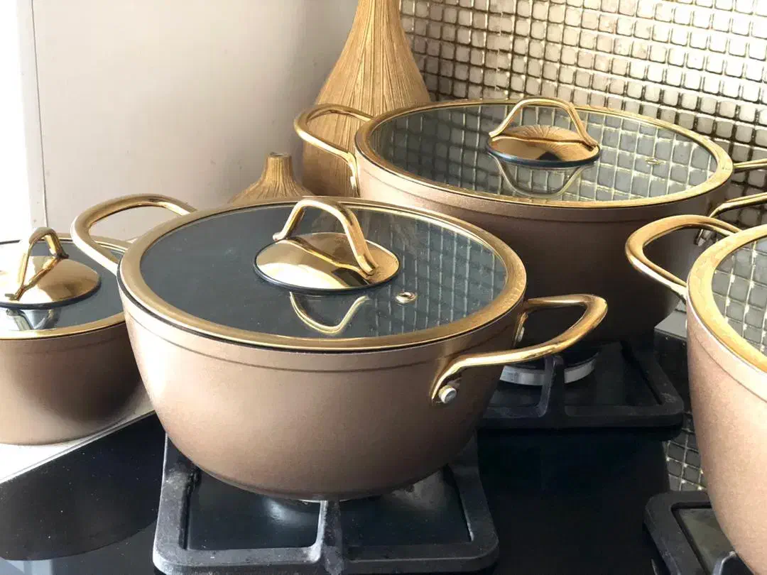 قابلمه|ظروف پخت‌وپز|کرج, کوی کارمندان جنوبی|دیوار